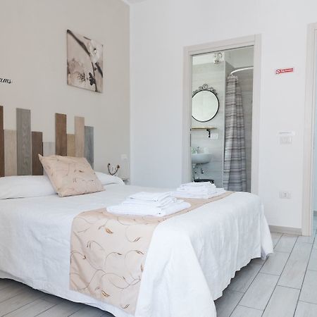 Il Frangipane Bed & Breakfast Формия Екстериор снимка
