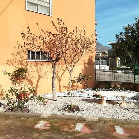 Il Frangipane Bed & Breakfast Формия Екстериор снимка